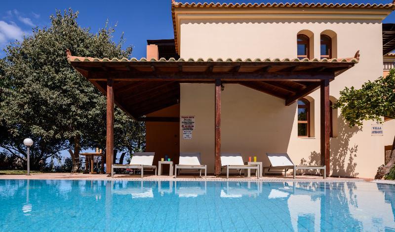 Iason Villas - Chania, Crete Maleme Exterior foto